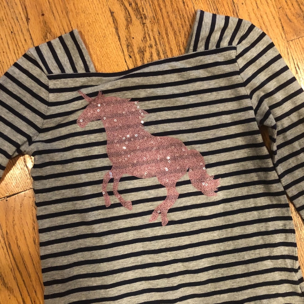 GAP STRIPED T SHIRT WITH SEQUINED UNICORN